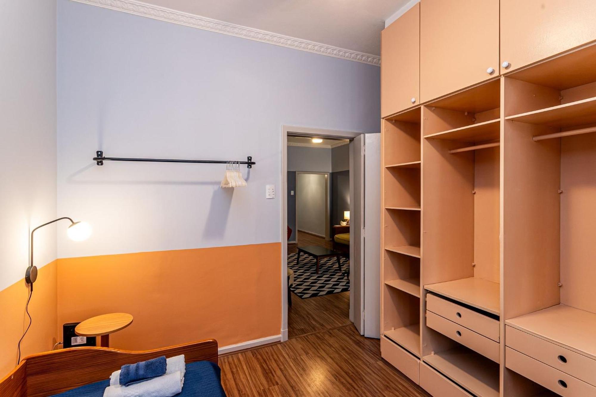 Apartamento 2 Quartos Decorado A 300 M Da | Mvc 81/604 *